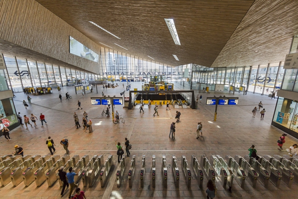 荷兰:新的鹿特丹中央火车站——Rotterdam Centraal 荷兰:新的鹿特丹中央火车站——Rotterdam Centraal